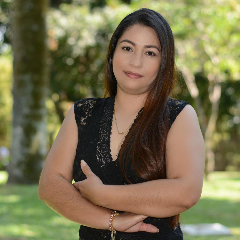 Isis Yulieth Coral Enríquez Isis Yulieth Coral Enríquez