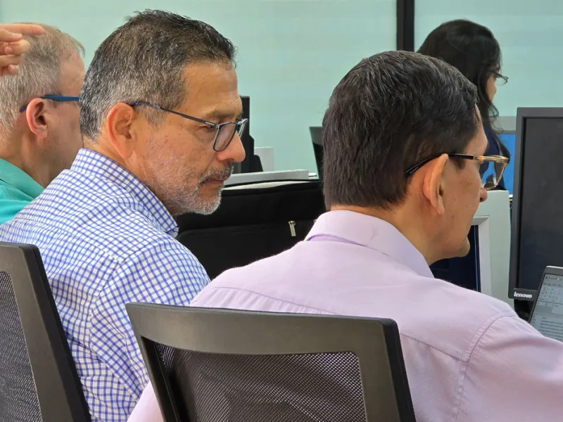 La inteligencia artificial como aliada estratégica en los negocios y la academia